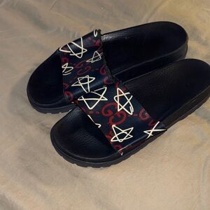 Gucci Navy Blue Slide Sandals with White Star Print and Red Accents